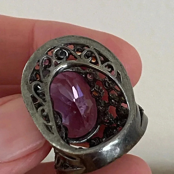 High End Unique Rhinestone Cocktail Ring - Picture 5 of 5